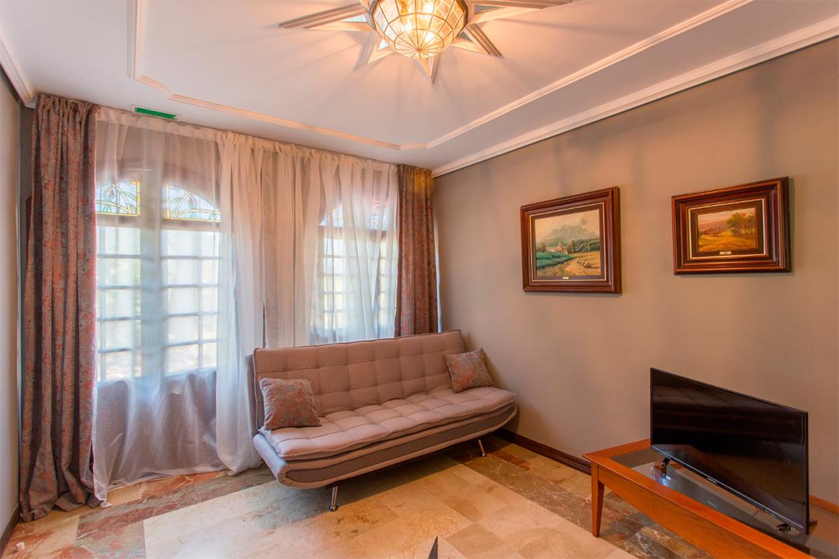 Apartments with garden access (1)